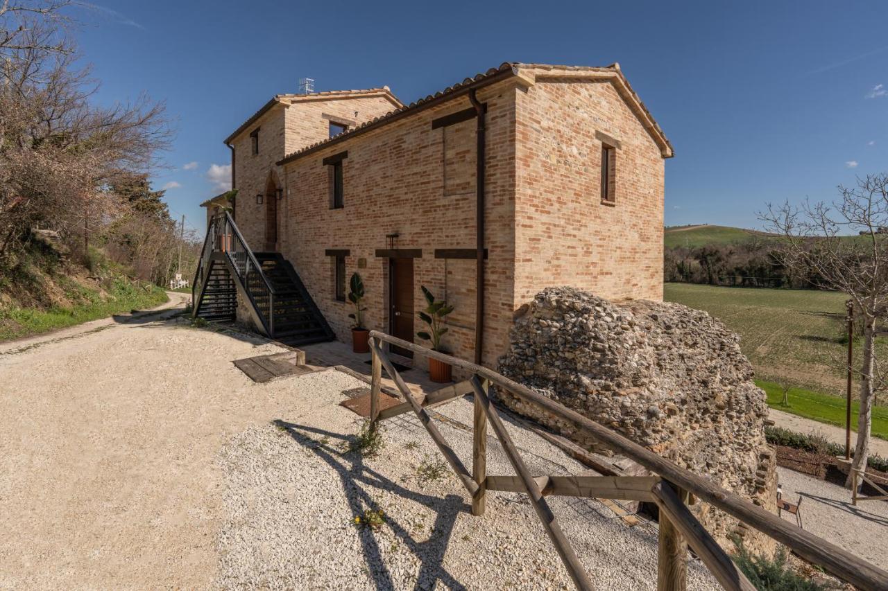 Porta Gemina History Lodge Urbisaglia Exterior photo